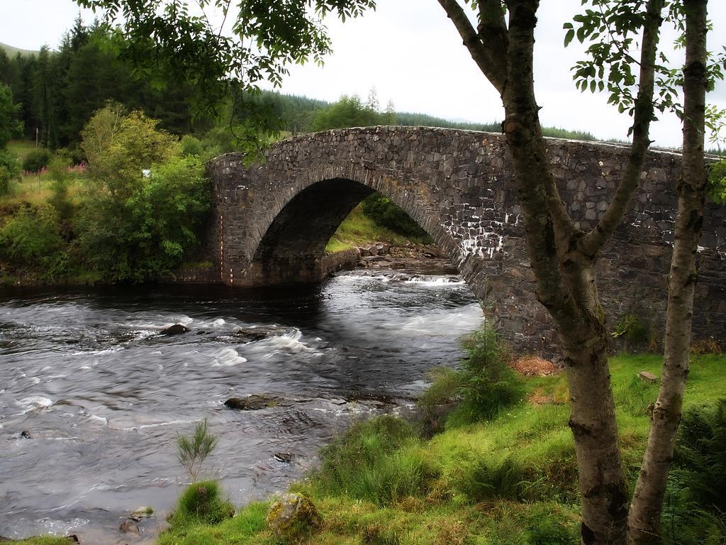 Bridge Of Orchy Hotel Exterior foto