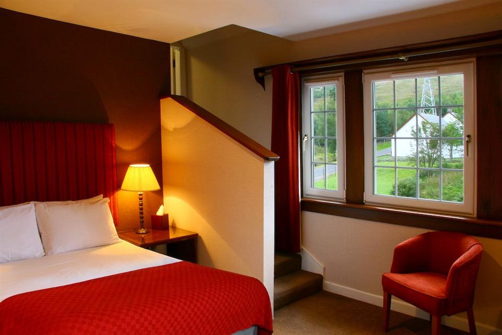 Bridge Of Orchy Hotel Exterior foto