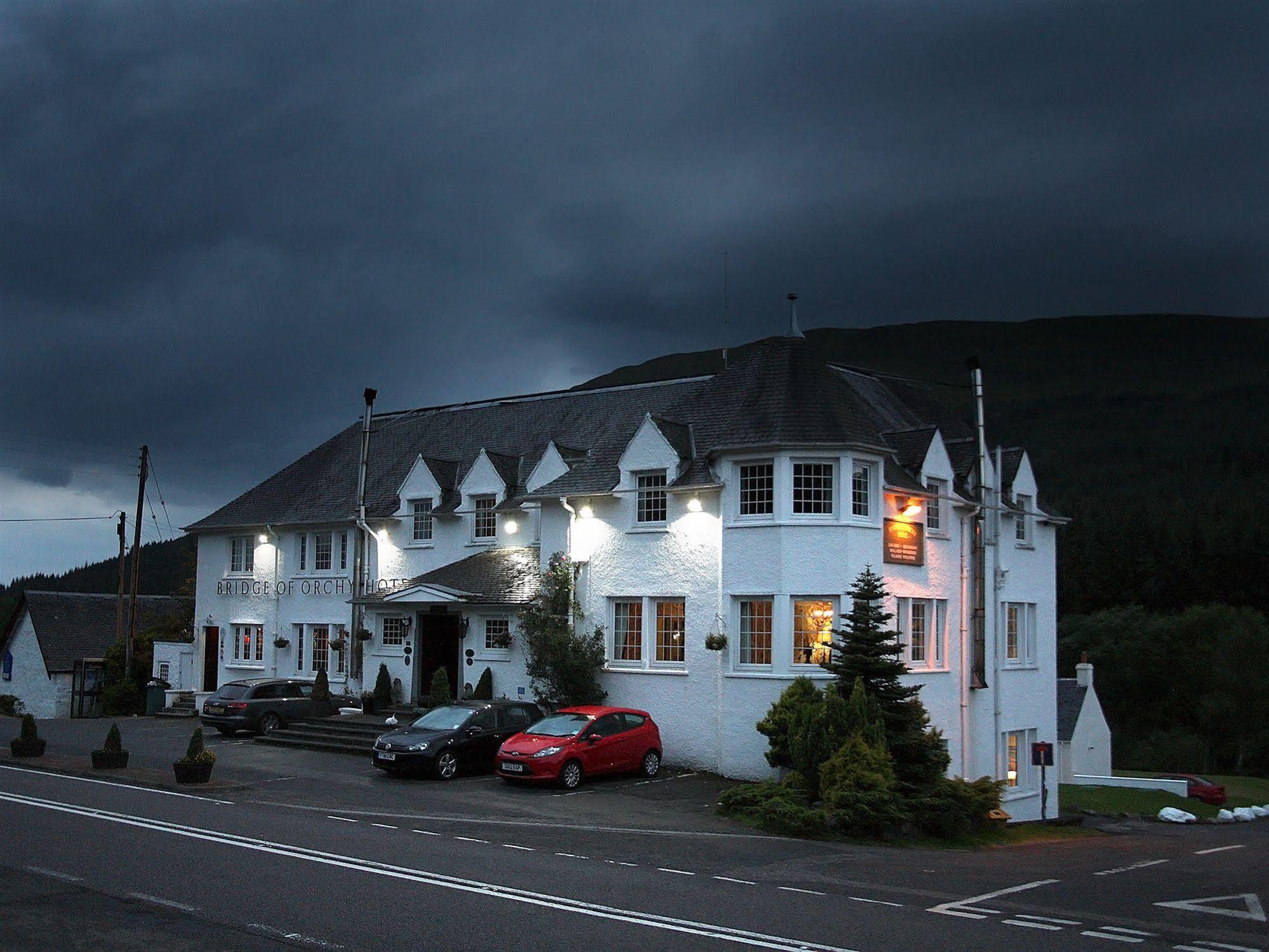 Bridge Of Orchy Hotel Exterior foto